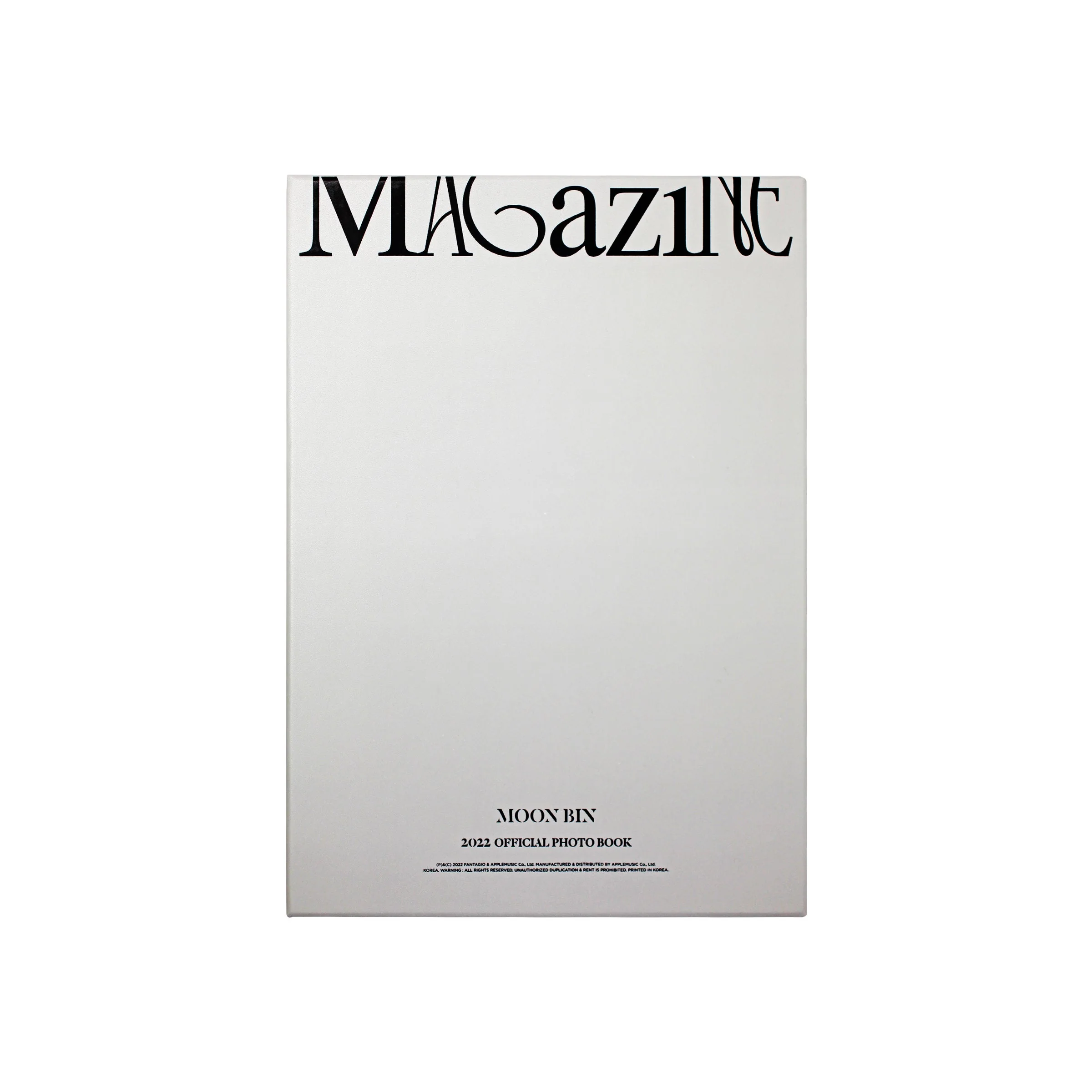 MOON BIN - MAGAZINE [2022 Official Photobook] - Image 3